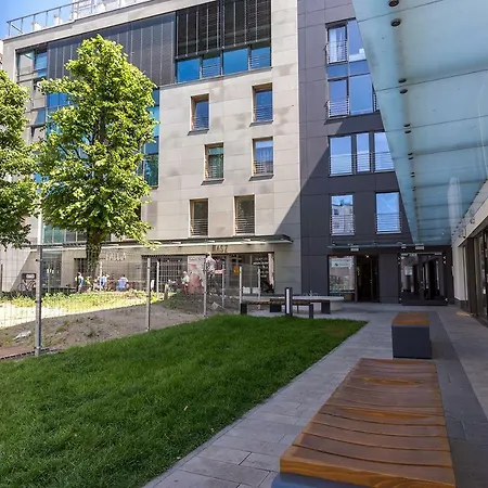 아파트 Blue In Vibrant Heart Of